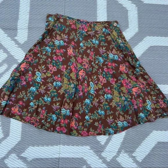 NWT early 2000s Gap Floral skirt - Picture 2 of 7